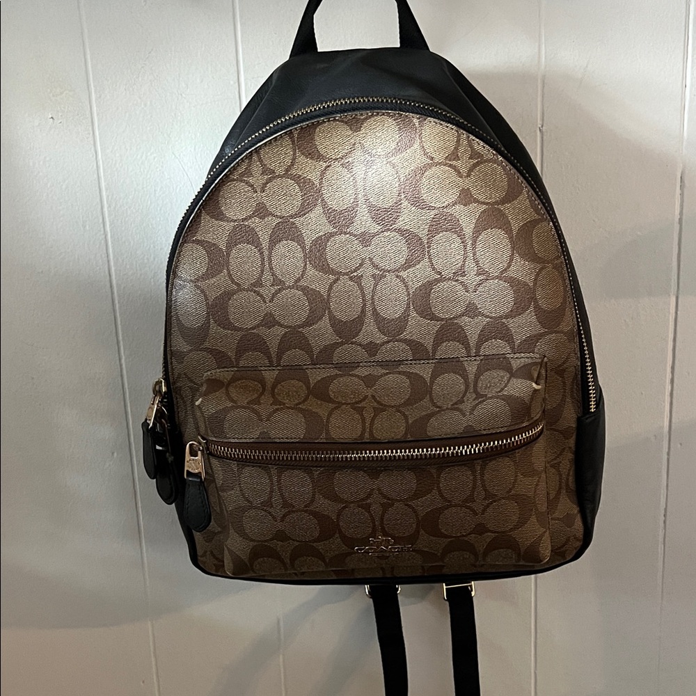 Coach Medium Backpack - image 2